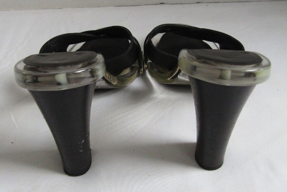 Michael Kors Black Leather Lucite Heels Chic Y2K Slide Sandals 6.5 - Picture 8 of 13